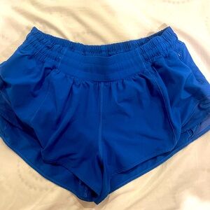 Lululemon LR Hottie Hot 2.5” size 10